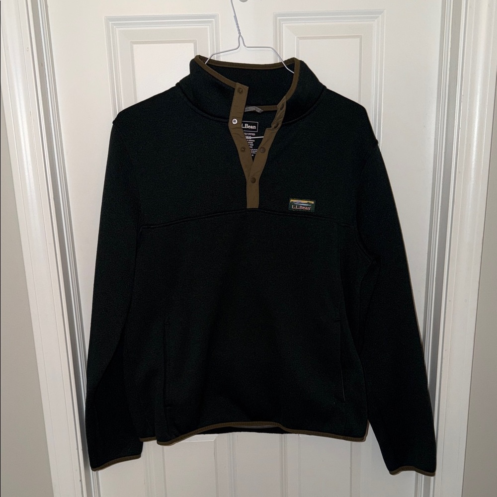 L.L. Bean Men's Dark Green Button Pullover